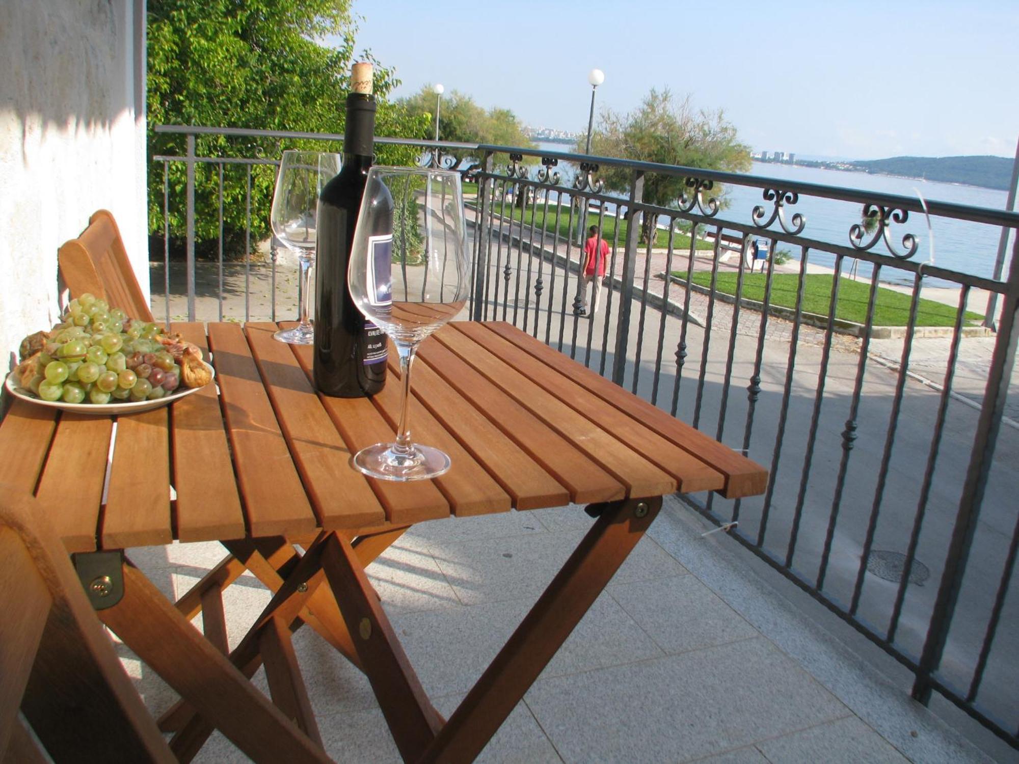 Apartamento In Stone House On Seaside